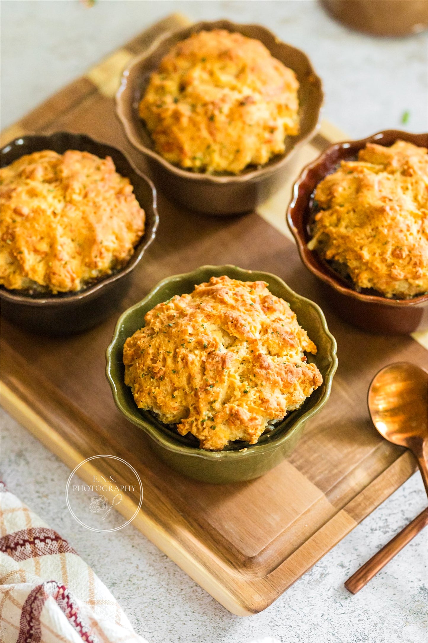 MINI BREAKFAST CASSEROLES (with video)