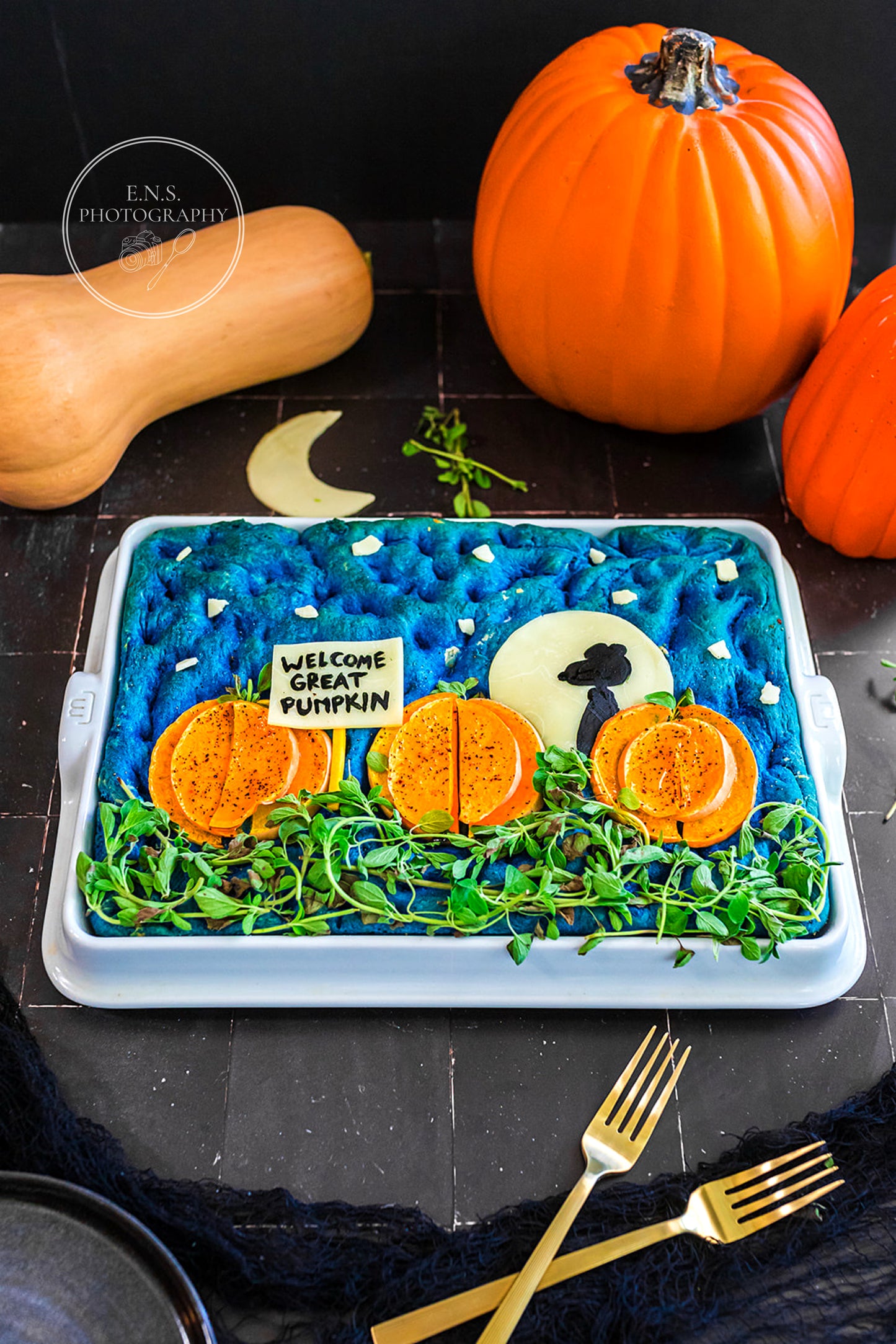 IT’S THE GREAT PUMPKIN FOCACCIA BREAD 🎃