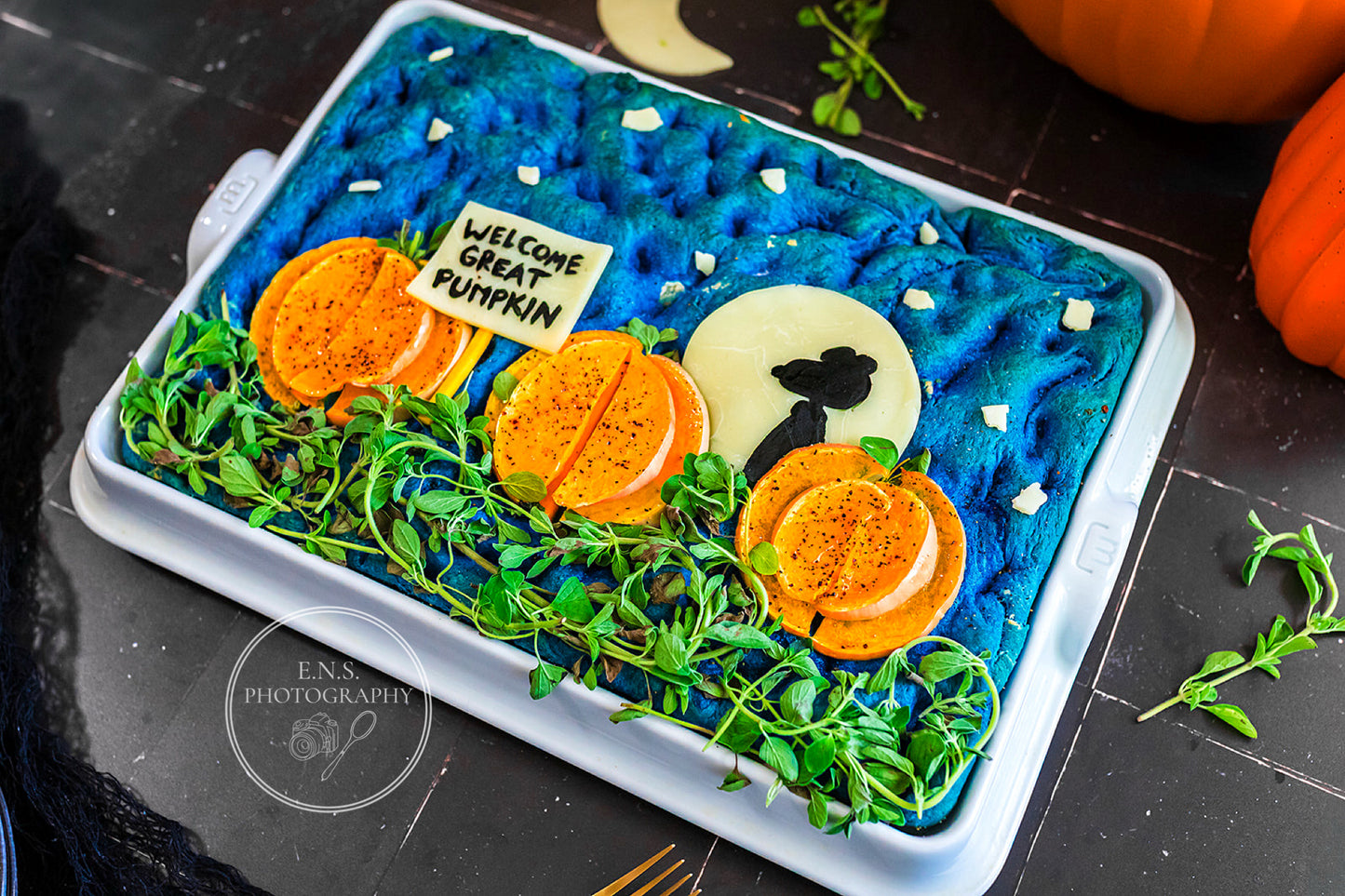 IT’S THE GREAT PUMPKIN FOCACCIA BREAD 🎃